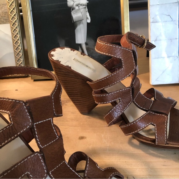 MaxStudio Strappy Sandals, sculptural wood heels - Picture 3 of 6